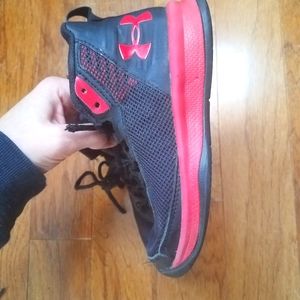 Under armour boys size 12k sneaker